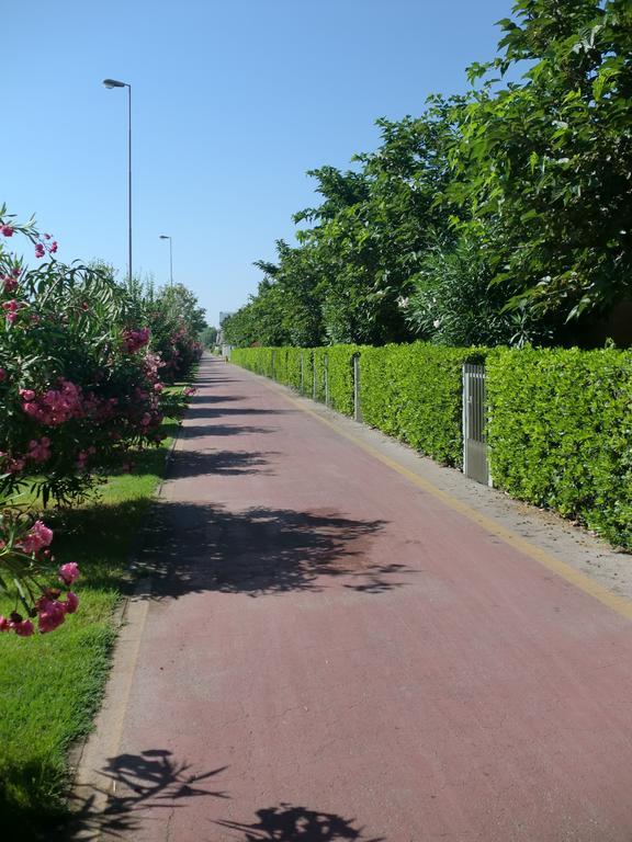 Residence Marche - Residenza Ecologica Lido di Fermo Bagian luar foto